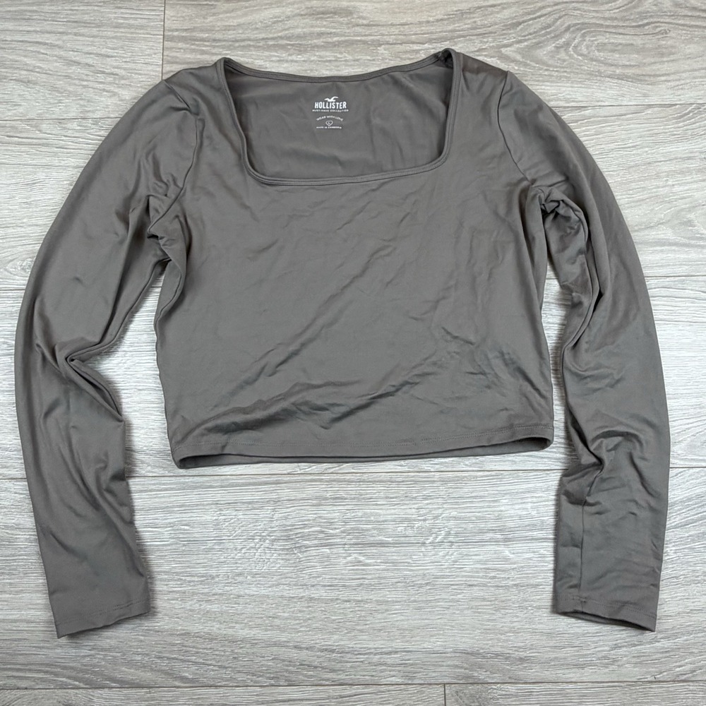 Hollister Long Sleeve‎ Square Neck Crop Top Gray Size L